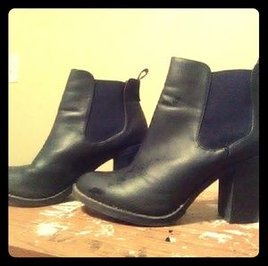 Women's H&M booties size 7m